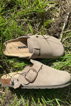 New Nanok Kris, Uni - al Sand